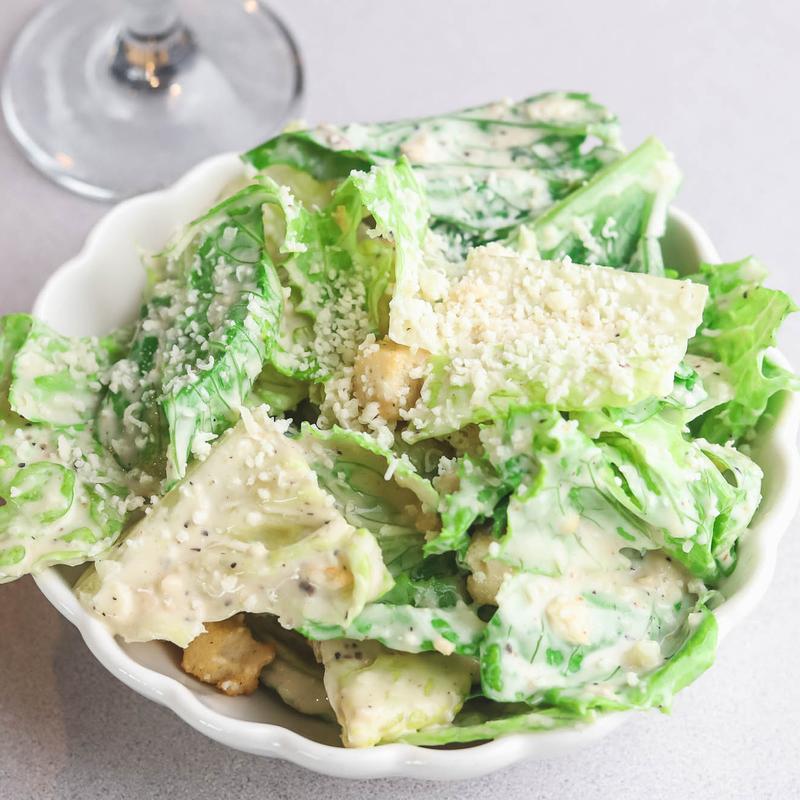 Caesar Salad With Garlic Toast